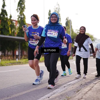 Runner Photo 8386324