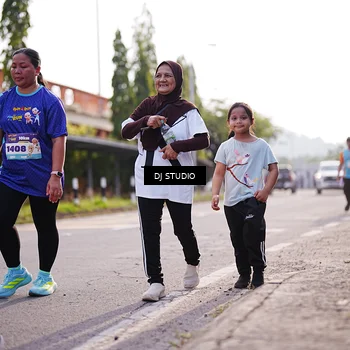 Runner Photo 8386325