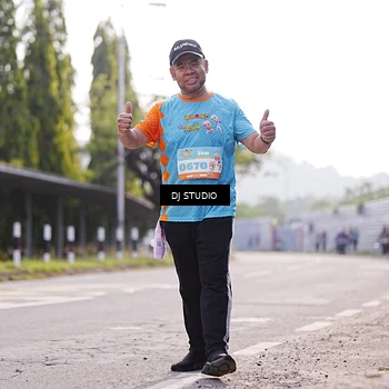 Runner Photo 8386344