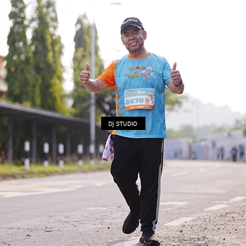 Runner Photo 8386350