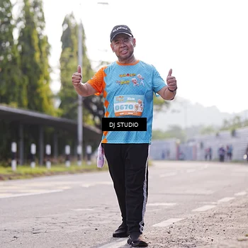 Runner Photo 8386352
