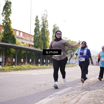 Runner Photo 8386355