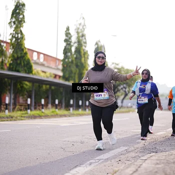 Runner Photo 8386356