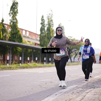 Runner Photo 8386357