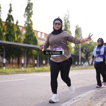 Runner Photo 8386368