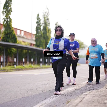 Runner Photo 8386371