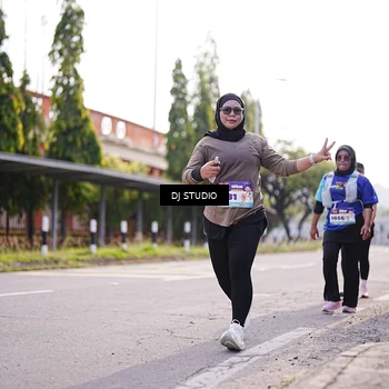 Runner Photo 8386378
