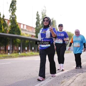 Runner Photo 8386382