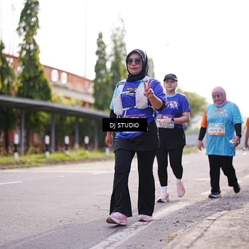 Runner Photo 8386385