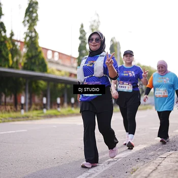 Runner Photo 8386396