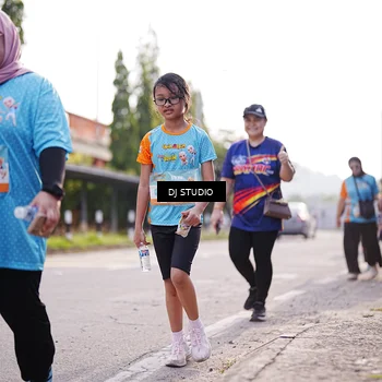 Runner Photo 8386425