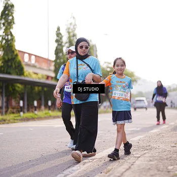 Runner Photo 8386445