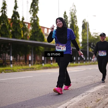 Runner Photo 8386484