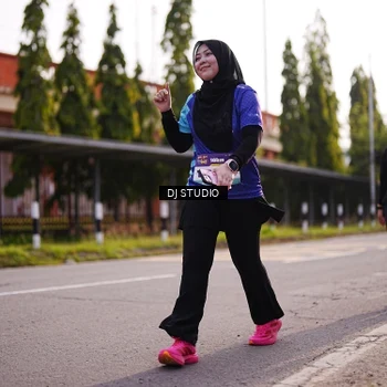 Runner Photo 8386493
