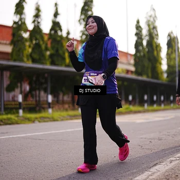 Runner Photo 8386495