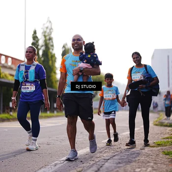 Runner Photo 8386549