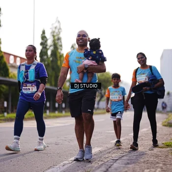 Runner Photo 8386555