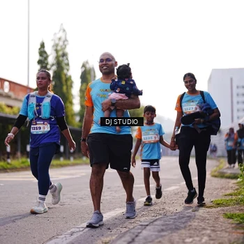 Runner Photo 8386558
