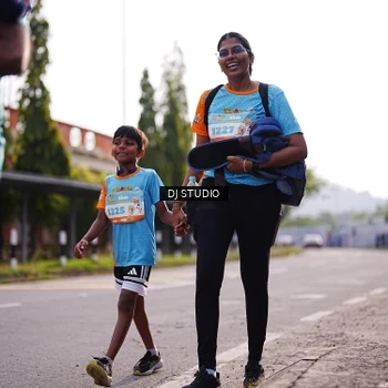 Runner Photo 8386570