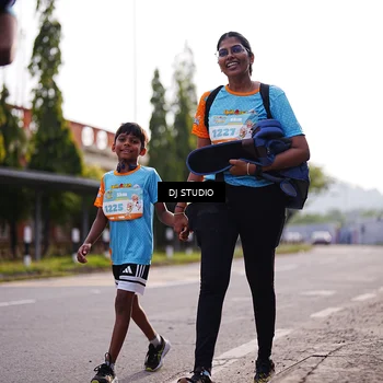 Runner Photo 8386572