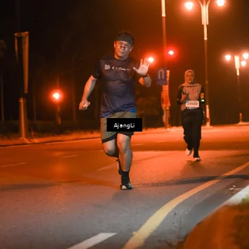 Runner Photo 8386672