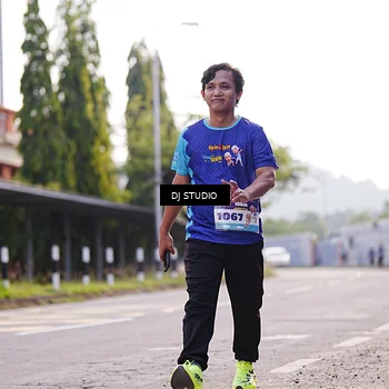 Runner Photo 8386676