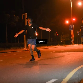 Runner Photo 8386679