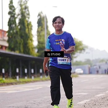 Runner Photo 8386680