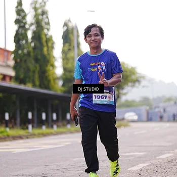 Runner Photo 8386681