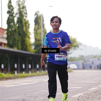 Runner Photo 8386685