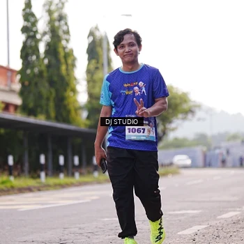 Runner Photo 8386688