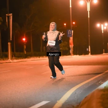 Runner Photo 8386695