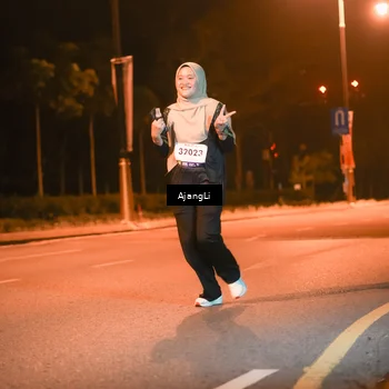 Runner Photo 8386715
