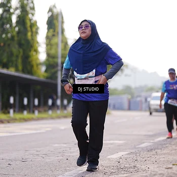 Runner Photo 8386764