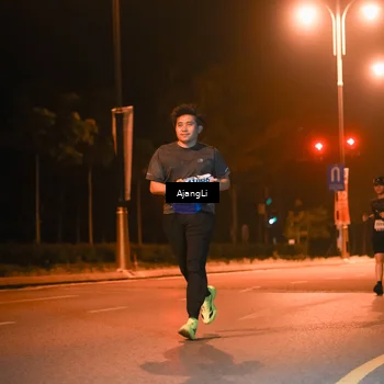 Runner Photo 8386766