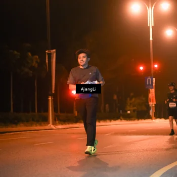 Runner Photo 8386768
