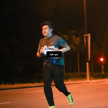 Runner Photo 8386796