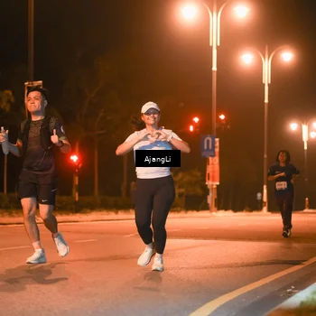 Runner Photo 8386823