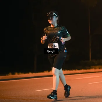 Runner Photo 8386825
