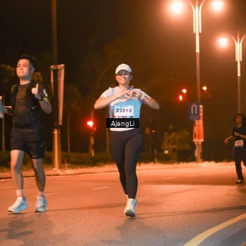 Runner Photo 8386841