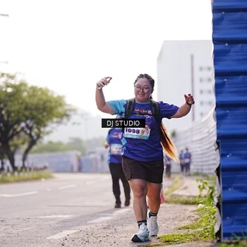 Runner Photo 8386844