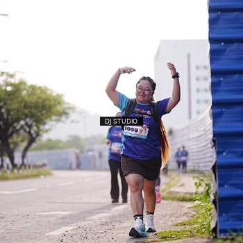 Runner Photo 8386847