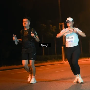 Runner Photo 8386848