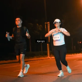 Runner Photo 8386852