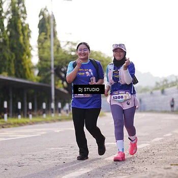 Runner Photo 8386879