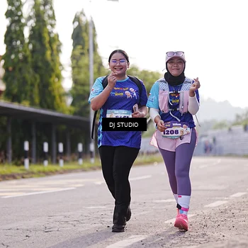 Runner Photo 8386889