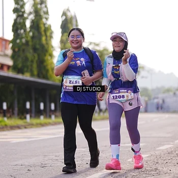 Runner Photo 8386905