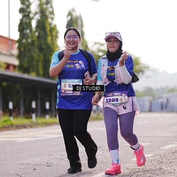 Runner Photo 8386908