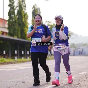 Runner Photo 8386911