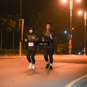 Runner Photo 8386915